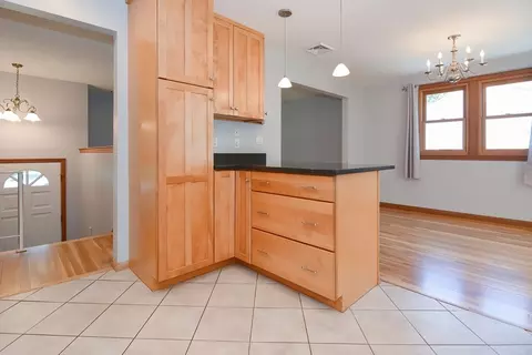 Kitchen - 16 August Dr, Framingham, MA 01701 photo 2 of 2