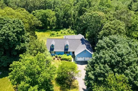 198 Foster St, Littleton, MA 01460