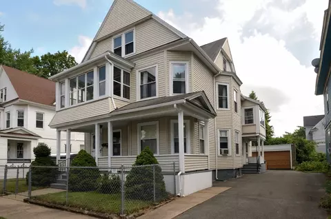 17 Beaumont Ter, Springfield, MA 01108