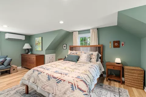 Bedroom - 9 Smith St, Rehoboth, MA 02769 photo 3 of 3