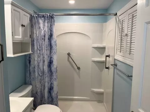 Bath - 30 Barby Ave, Chicopee, MA 01020 photo 3 of 3