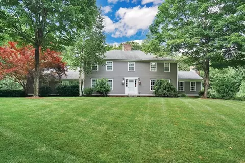 16 Williston Dr, Ware, MA 01082 photo 2