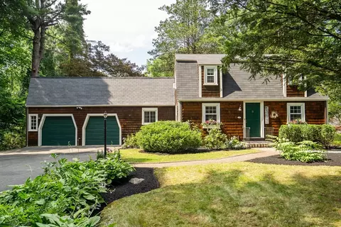 357 Lincoln St, Lexington, MA 02420