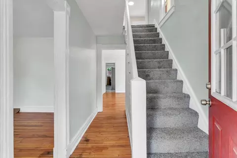 88 Spring St, West Springfield, MA 01089 photo 5