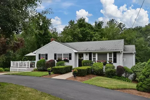 463 S Main St, Andover, MA 01810