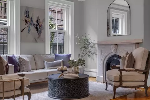 42 Gray St, Boston, MA 02116