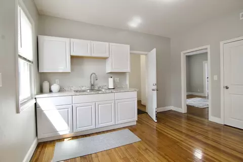 711 Sumner Ave, Springfield, MA 01108 photo 5