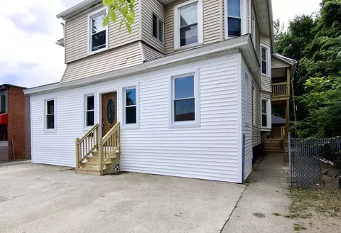 711 Sumner Ave, Springfield, MA 01108 photo 2