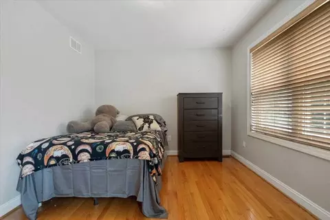 Bedroom - 160 Brookside Dr, Gardner, MA 01440 photo 3 of 6