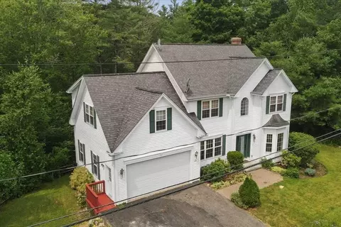 Exterior - 160 Brookside Dr, Gardner, MA 01440 photo 5 of 9