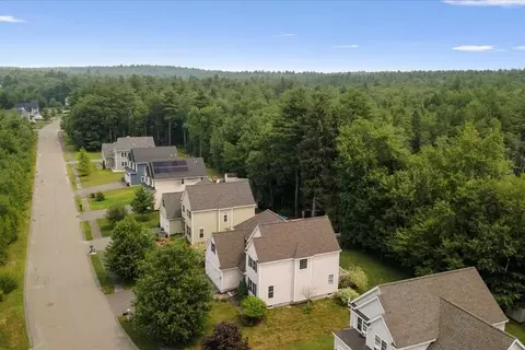 View/Area - 160 Brookside Dr, Gardner, MA 01440 photo 3 of 4