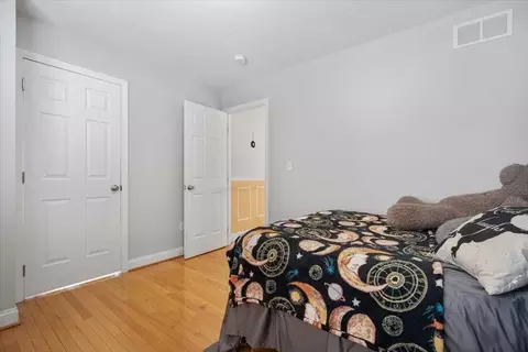 Bedroom - 160 Brookside Dr, Gardner, MA 01440 photo 4 of 6