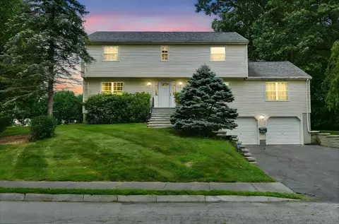 4 Momin Dr, Millbury, MA 01527