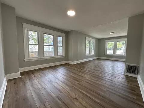 4 Langdon, Springfield, MA 01104 photo 7