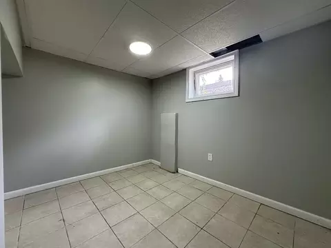 4 Langdon, Springfield, MA 01104 photo 29