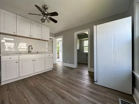 4 Langdon, Springfield, MA 01104 photo 11