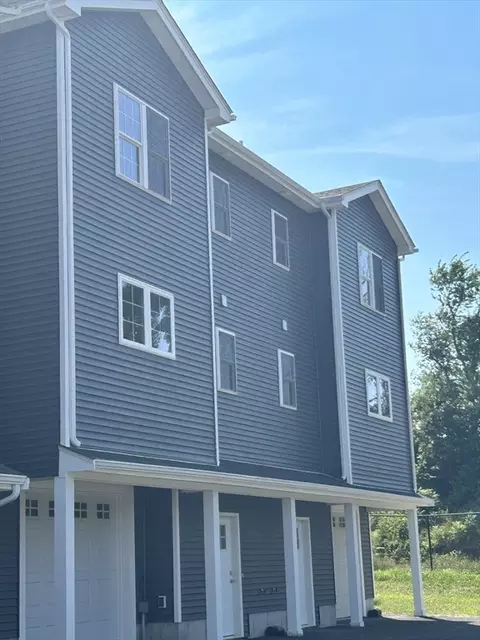 60 Garside St #2, Fall River, MA 02720 photo 2