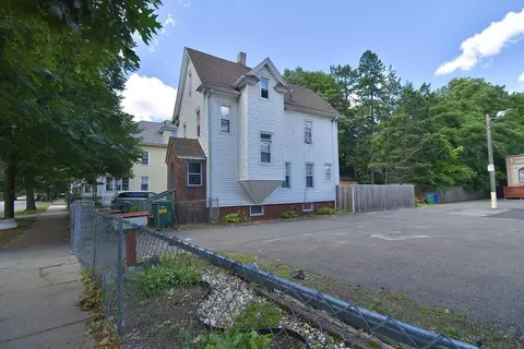 98 Alderman St, Springfield, MA 01108 photo 2