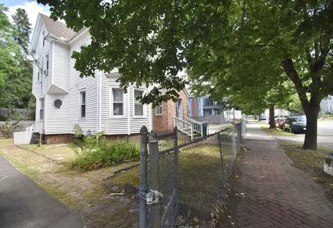 98 Alderman St, Springfield, MA 01108 photo 20
