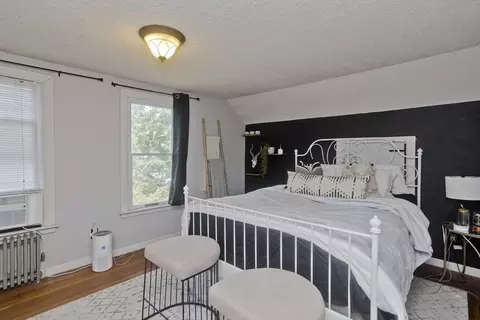 39 Dewey St, Chicopee, MA 01020 photo 17