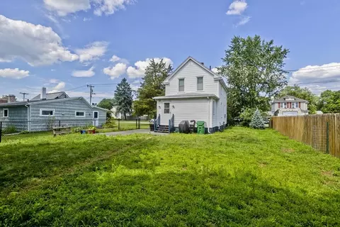 39 Dewey St, Chicopee, MA 01020 photo 27