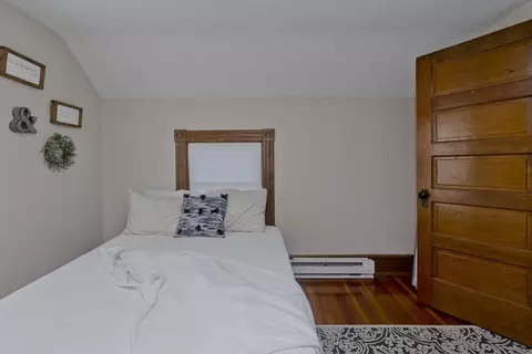 39 Dewey St, Chicopee, MA 01020 photo 24
