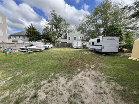 22 Draper Ave, Hull, MA 02045 photo 4