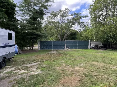 22 Draper Ave, Hull, MA 02045 photo 2