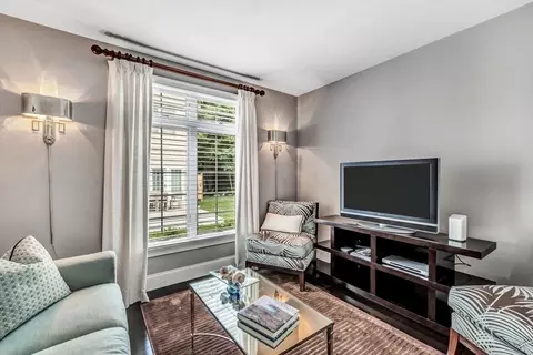 17 Cross St, Mashpee, MA 02649 photo 5