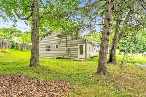 Exterior - 6 Shelby St, Springfield, MA 01109 photo 4 of 5