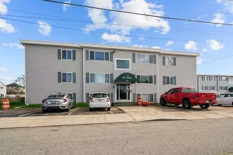 239 Glasgow St #10, Fall River, MA 02721