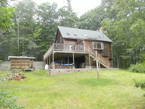 25 Lovers Ln, New Salem, MA 01355