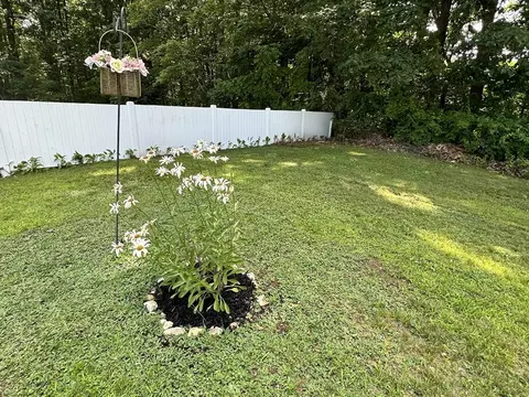 18 Fairview Ave, Ashburnham, MA 01430 photo 8