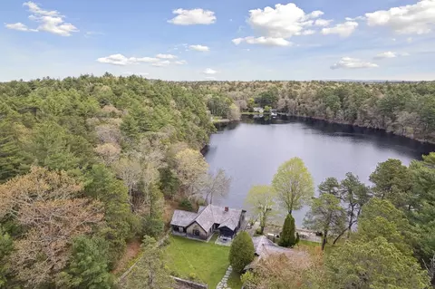 308 Rocky Pond Rd, Plymouth, MA 02360