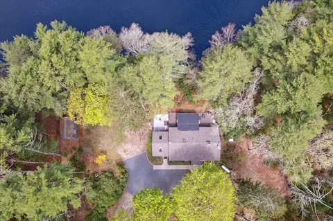 101 Powder Horn Pond Rd, Plymouth, MA 02360