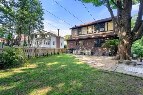 Exterior - 17 Commodore Rd, Worcester, MA 01602 photo 3 of 5