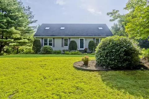 19 Barton Ave, Belchertown, MA 01007