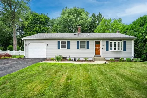 14 Somerset St, East Longmeadow, MA 01028