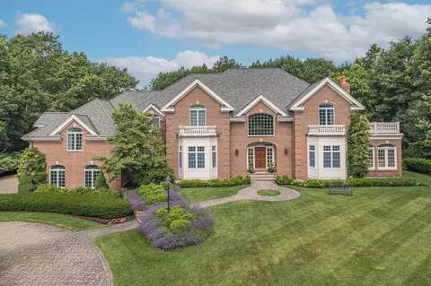 9 Regency Rdg, Andover, MA 01810