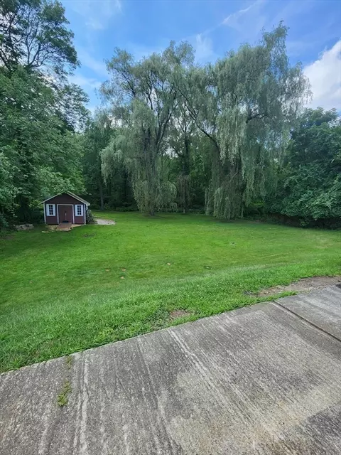 Exterior - 100 Locust Ave, Worcester, MA 01604 photo 5 of 5