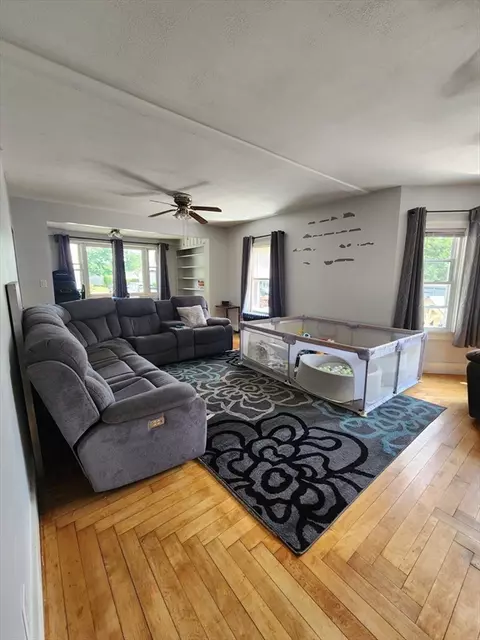 Living - 100 Locust Ave, Worcester, MA 01604 photo 2 of 3