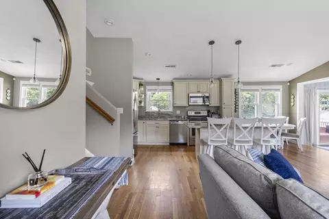 171 Carol Dr, Dedham, MA 02026 photo 5