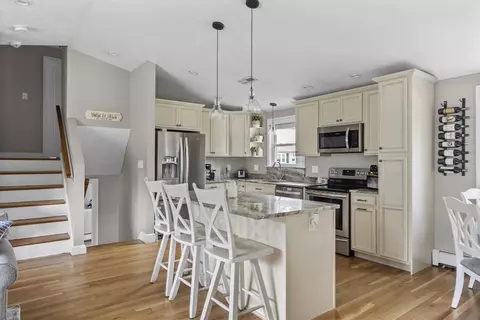 171 Carol Dr, Dedham, MA 02026 photo 7