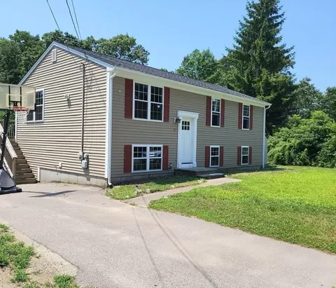 27 Birch St, Attleboro, MA 02703