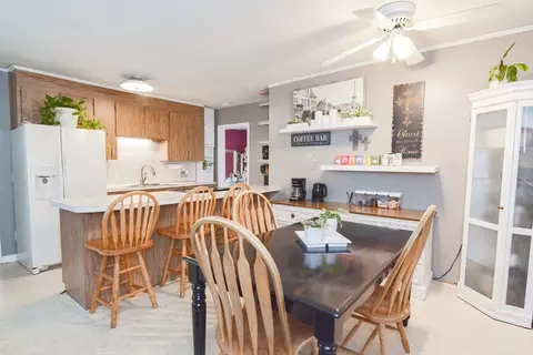 Dining - 59 Sullivan St, Chicopee, MA 01020 photo 2 of 2