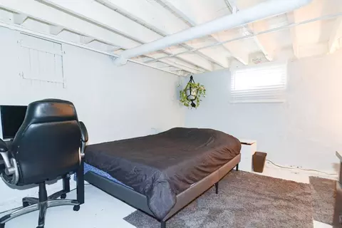 Bedroom - 59 Sullivan St, Chicopee, MA 01020 photo 5 of 5