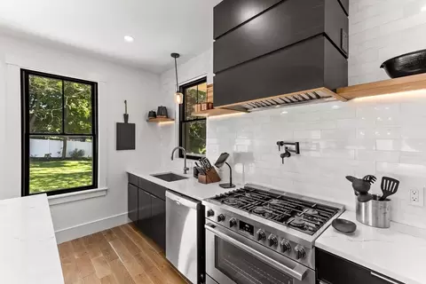 81 Wompatuck Rd, Hingham, MA 02043 photo 6