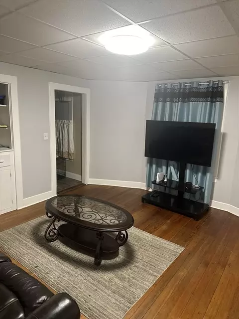 371-373 E Columbus Ave, Springfield, MA 01105 photo 7