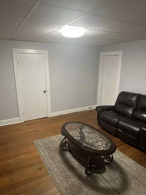 371-373 E Columbus Ave, Springfield, MA 01105 photo 6