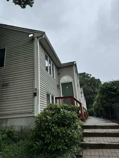 9 Linda Ave #D, Millville, MA 01529